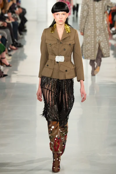 Look 8
